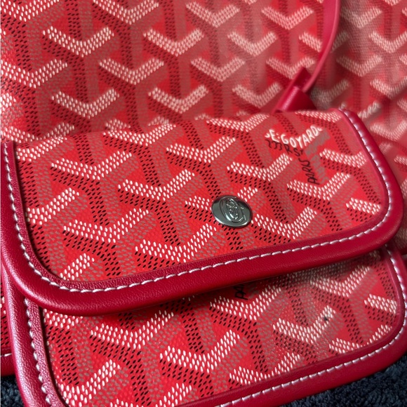 Anjou Mini - Picture 3 of 10